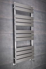 Designer Handtuchheizkörper Badheizkörper 1200x500mm Chrom -