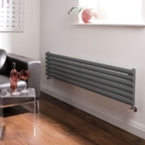 Hudson Reed Heizkörper - Revive - 1651 Watt - 354 mm x 1600 mm - horizontale Design Heizung aus Stahl - Oberfläche in Anthrazit -