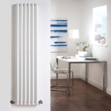 Hudson Reed Heizkörper - Savy - 1600 mm x 354 mm - 1177 Watt - Vertikale Design Heizung mit Oberfläche in Weiß -